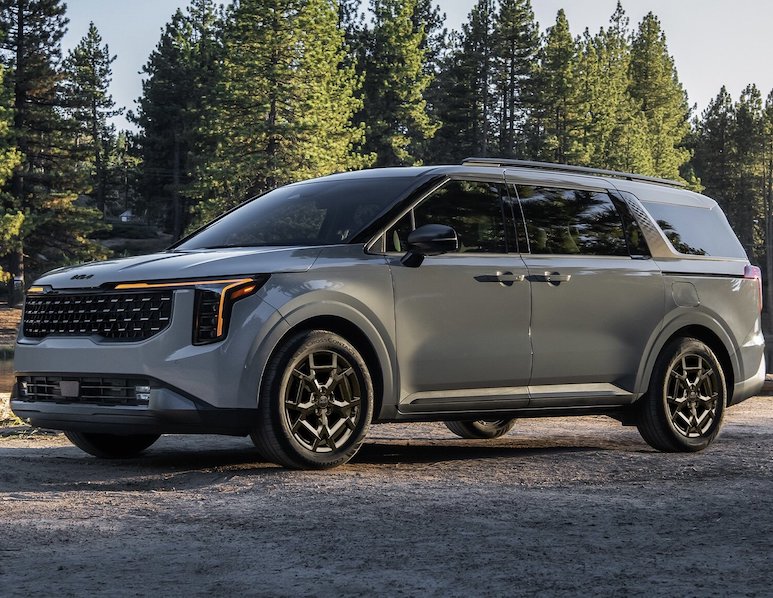 The handling of the 2025 Kia Carnival offers a smooth cruising experience while maintaining composure driving around corners.