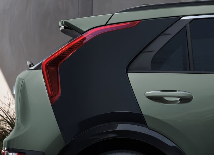 The 2025 Kia Niro has an enhanced steering and suspension system that creates a more stable frame and limits any body roll.