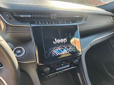 2023 Jeep Grand Cherokee L Altitude 4x2