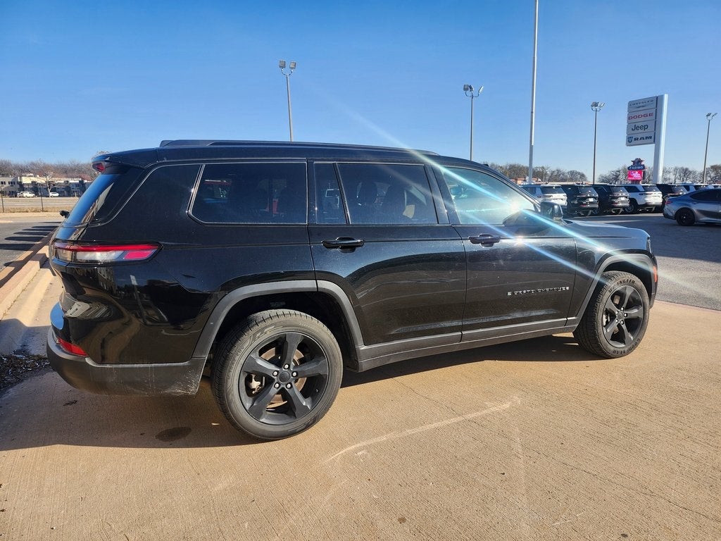 2023 Jeep Grand Cherokee L Altitude 4x2