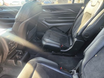 2023 Jeep Grand Cherokee L Altitude 4x2