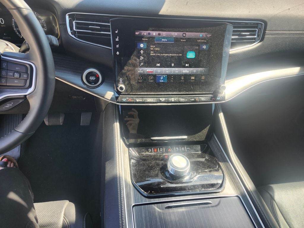 2024 Jeep Wagoneer Series II 4x2