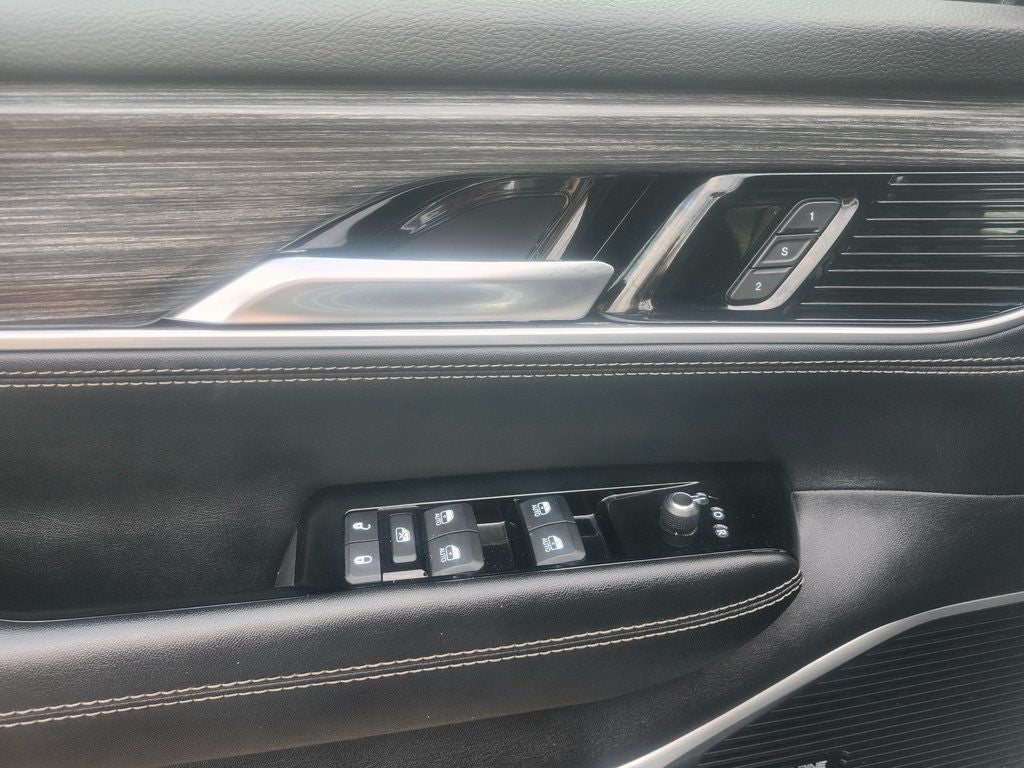 2024 Jeep Wagoneer Series II 4x2