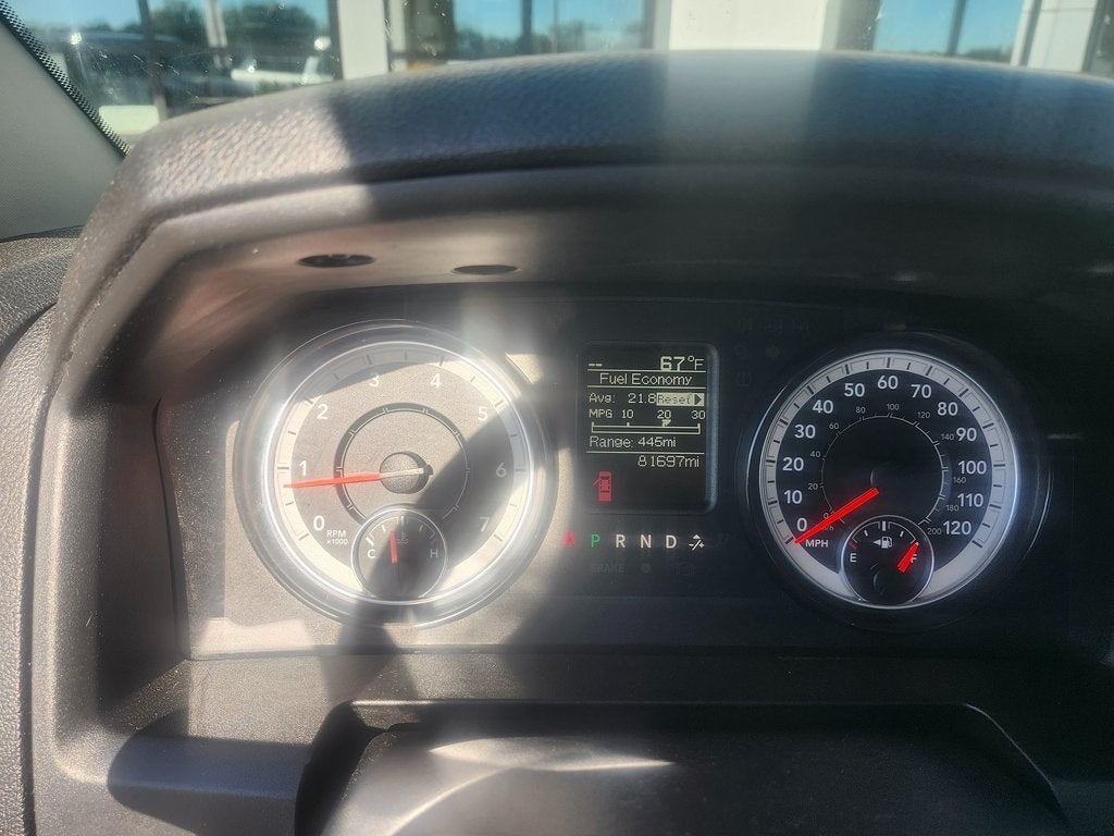 2022 RAM 1500 Classic SLT Crew Cab 4x2 5'7' Box