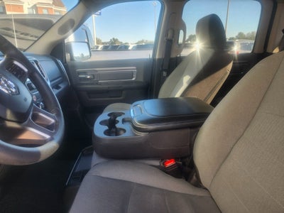 2022 RAM 1500 Classic SLT Crew Cab 4x2 5'7' Box