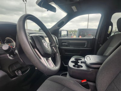 2024 RAM 1500 Classic Warlock Crew Cab 4x4 5'7' Box