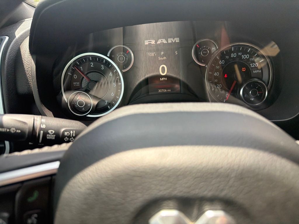 2022 RAM 1500 Lone Star Crew Cab 4x2 5'7' Box