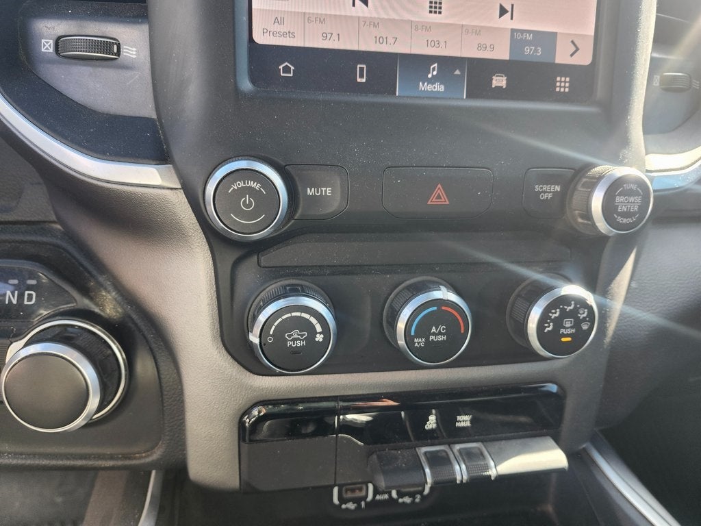 2022 RAM 1500 Big Horn Crew Cab 4x2 5'7' Box