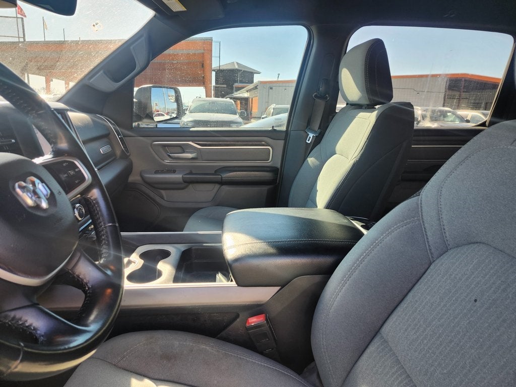 2022 RAM 1500 Big Horn Crew Cab 4x2 5'7' Box