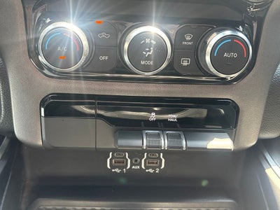 2021 RAM 1500 Big Horn Crew Cab 4x2 5'7' Box