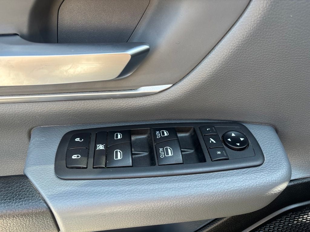 2021 RAM 1500 Big Horn Crew Cab 4x2 5'7' Box
