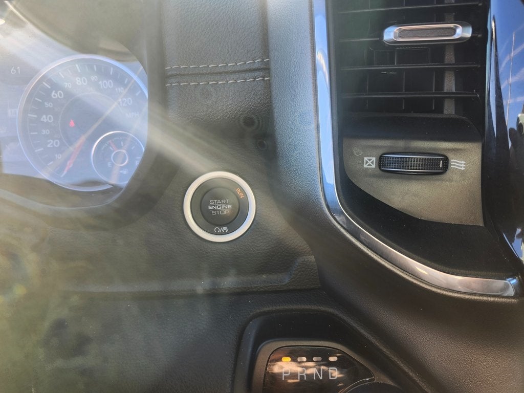 2024 RAM 1500 Laramie Crew Cab 4x2 5'7' Box