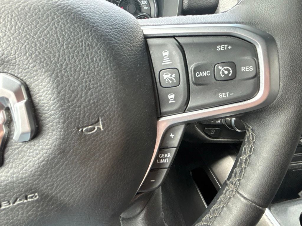 2025 RAM 1500 Big Horn Crew Cab 4x4 5'7' Box