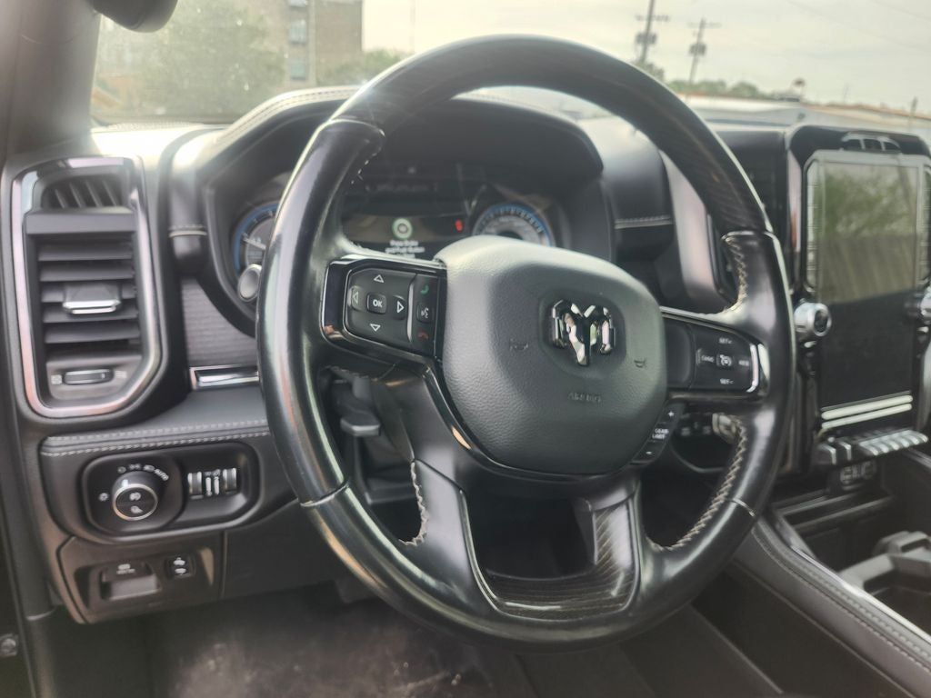 2022 RAM 1500 Limited Crew Cab 4x4 5'7' Box