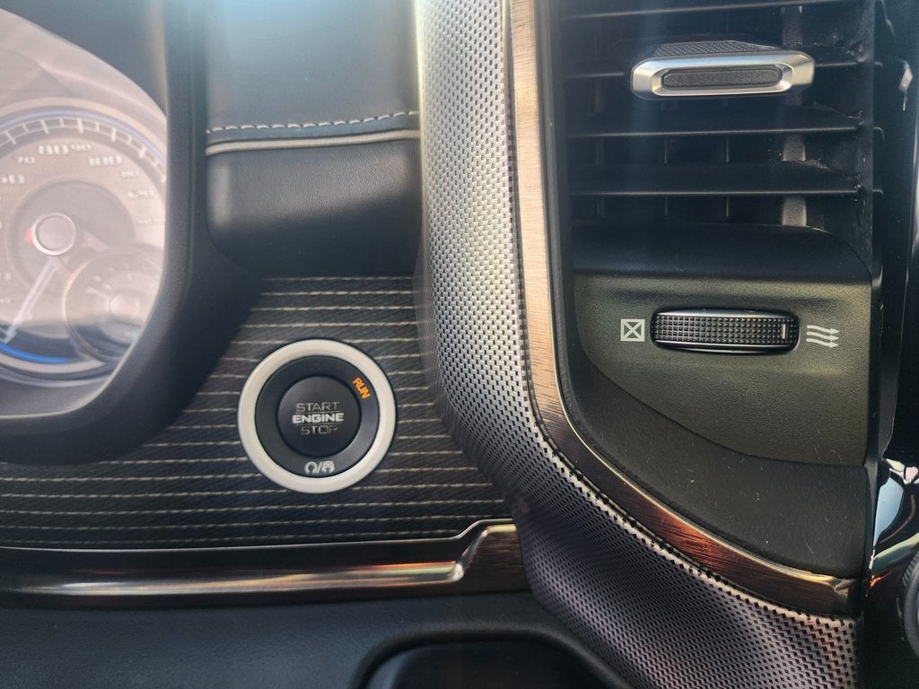 2021 RAM 1500 Limited Crew Cab 4x4 5'7' Box