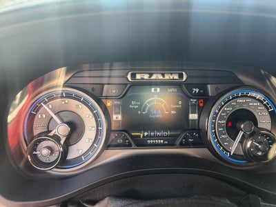 2021 RAM 1500 Limited Crew Cab 4x4 5'7' Box