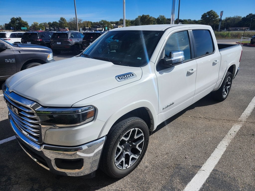 2025 RAM 1500 Laramie Crew Cab 4x4 5'7' Box