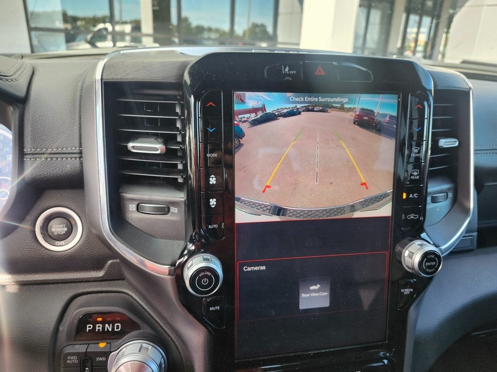 2025 RAM 1500 Laramie Crew Cab 4x4 5'7' Box