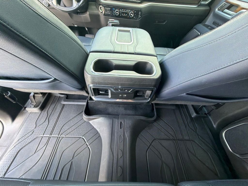 2022 Chevrolet Silverado 1500 4WD Crew Cab Short Bed High Country