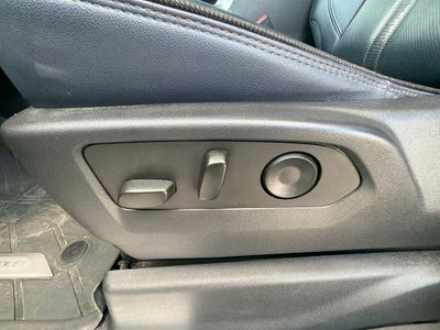 2022 Chevrolet Silverado 1500 4WD Crew Cab Short Bed High Country