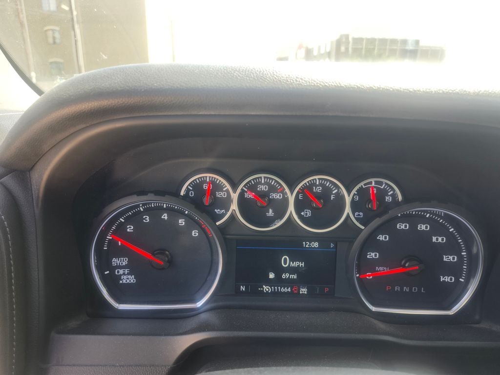 2021 Chevrolet Silverado 1500 4WD Crew Cab Short Bed LT