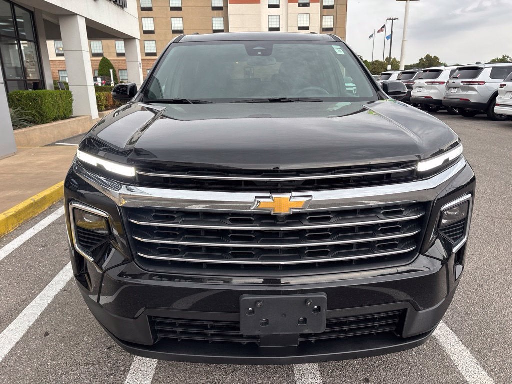 2026 Chevrolet Traverse FWD LT