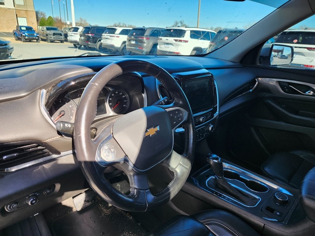 2020 Chevrolet Traverse FWD LT Leather