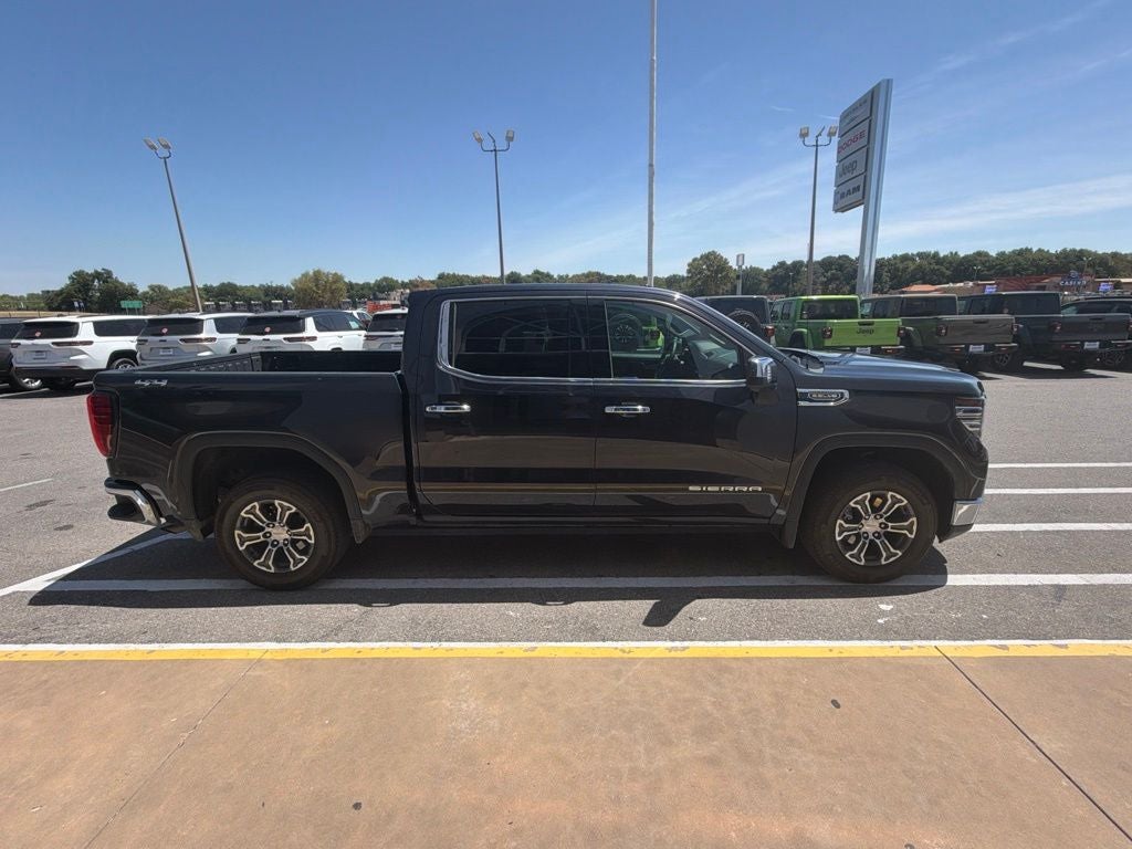 2026 GMC Sierra 1500 Crew Cab, Short Bed, SLT, 4WD