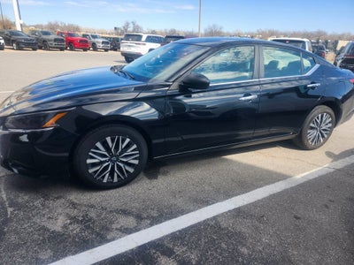 2025 Nissan Altima SV AWD