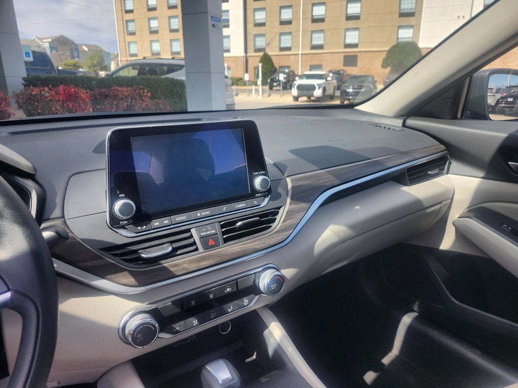 2025 Nissan Altima SV AWD