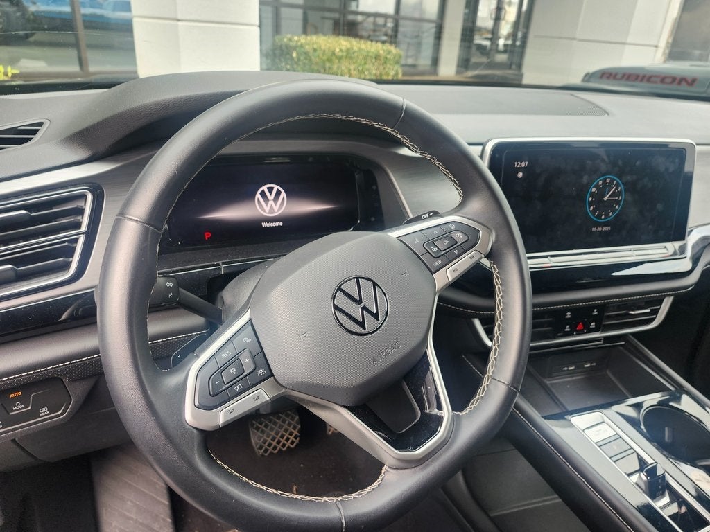 2024 Volkswagen Atlas Cross Sport 2.0T SE w/Technology