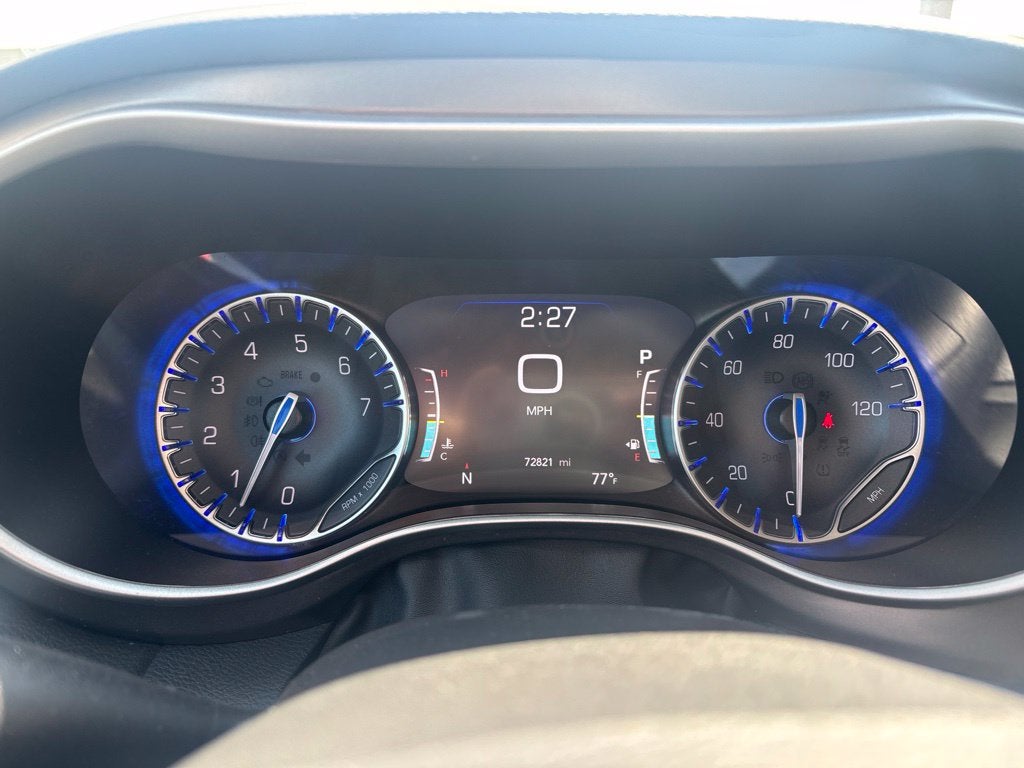 2024 Chrysler Pacifica Touring L