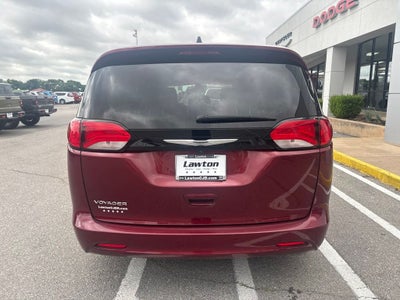 2023 Chrysler Voyager LX
