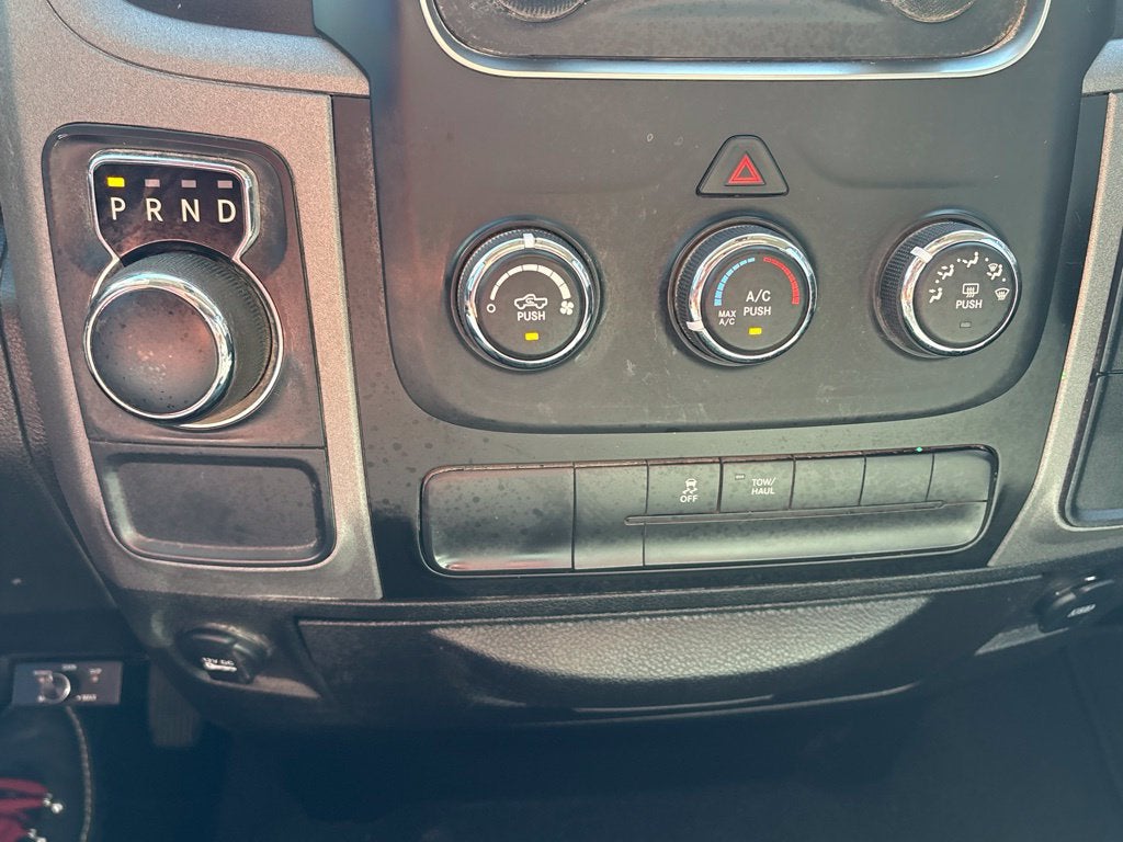 2019 RAM 1500 Classic Tradesman Crew Cab 4x2 5'7' Box