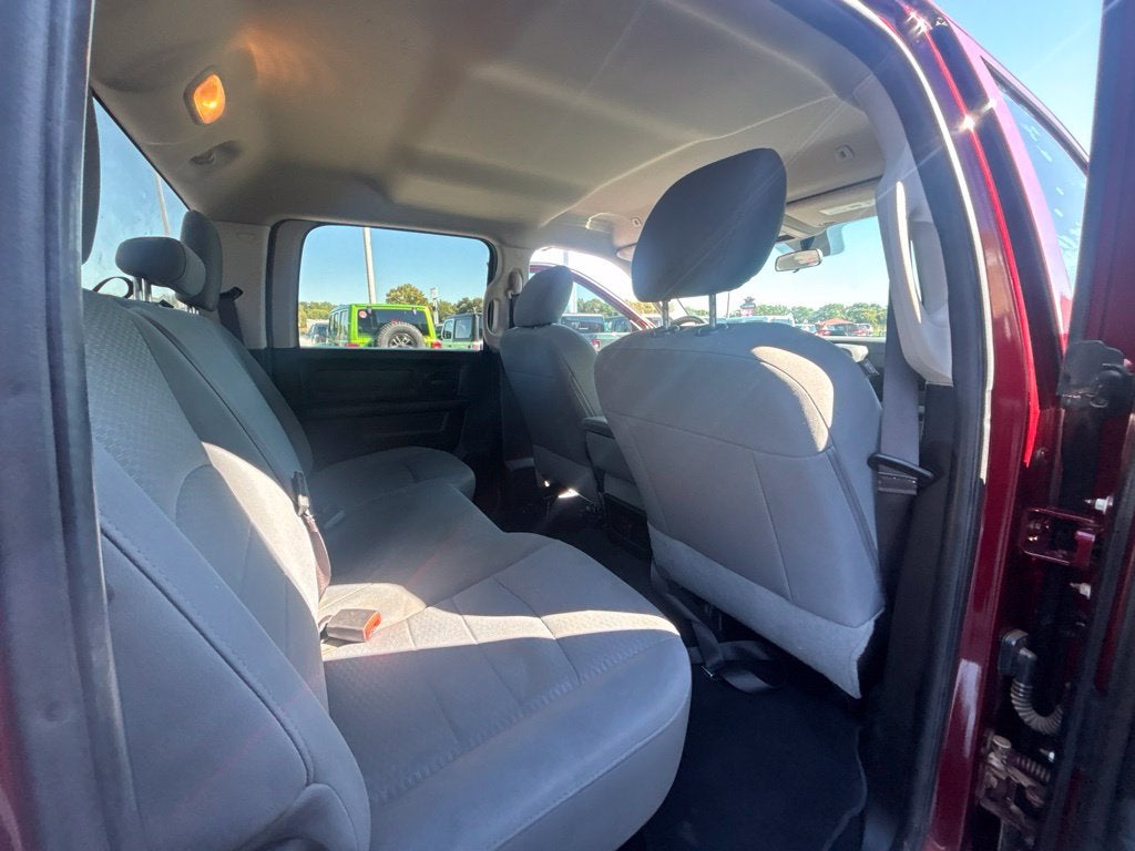2019 RAM 1500 Classic Tradesman Crew Cab 4x2 5'7' Box