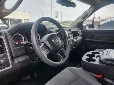 2023 RAM 1500 Classic Tradesman Crew Cab 4x4 5'7' Box