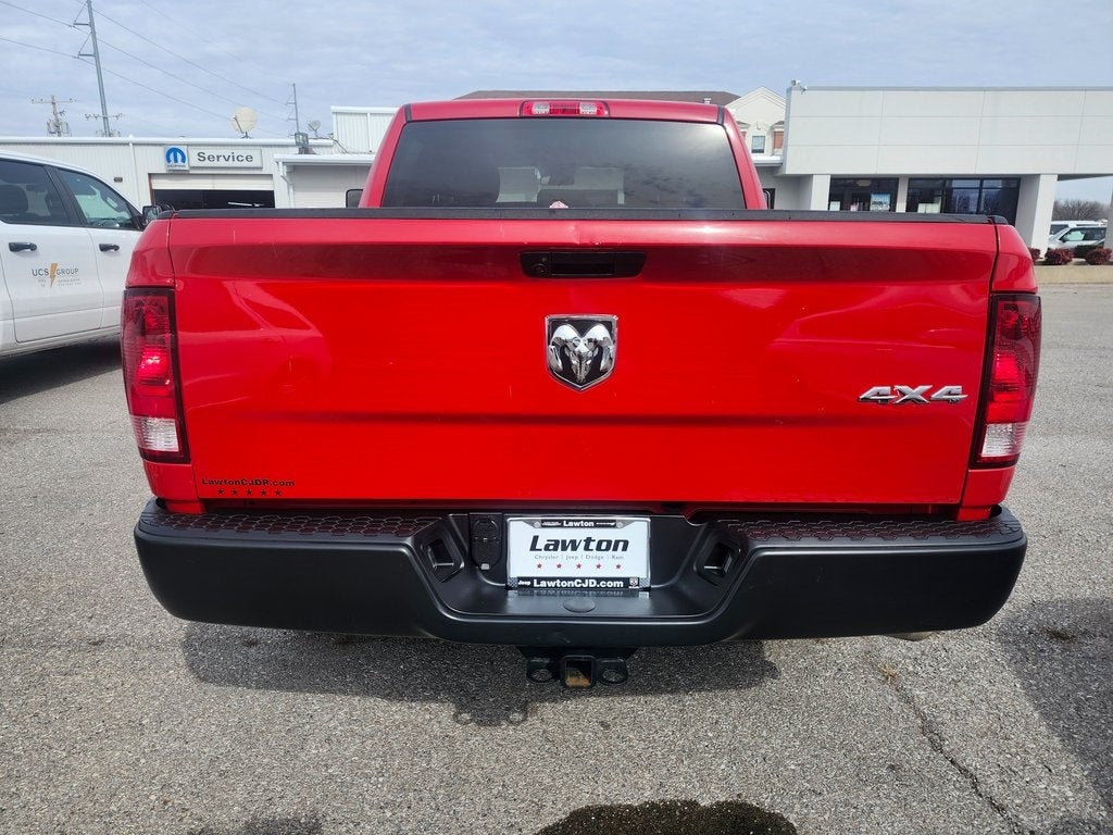 2023 RAM 1500 Classic Tradesman Crew Cab 4x4 5'7' Box