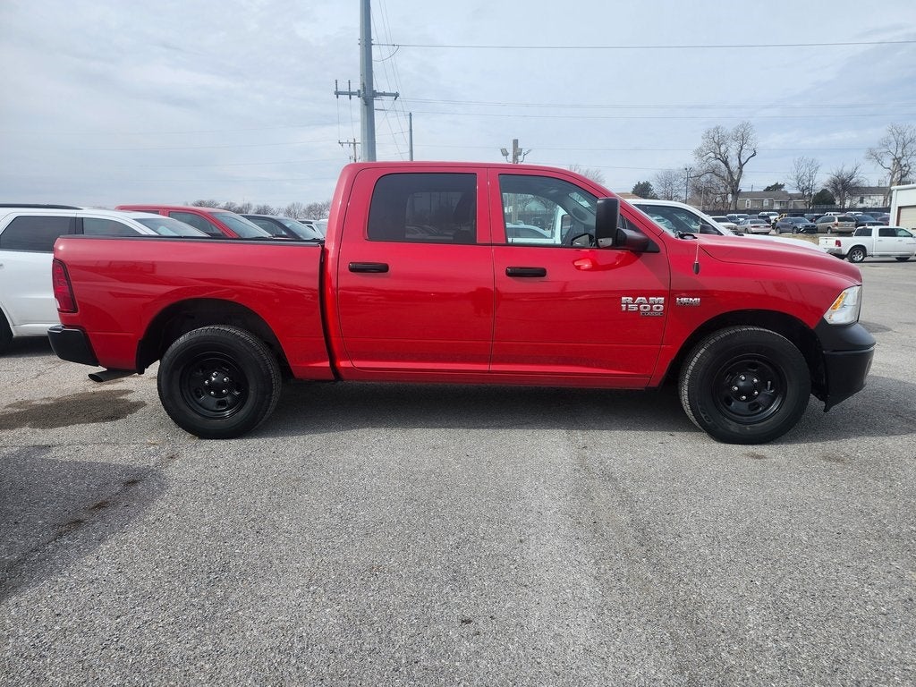 2023 RAM 1500 Classic Tradesman Crew Cab 4x4 5'7' Box
