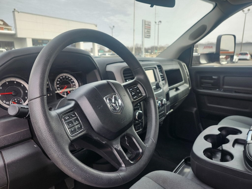 2023 RAM 1500 Classic Tradesman Crew Cab 4x4 5'7' Box