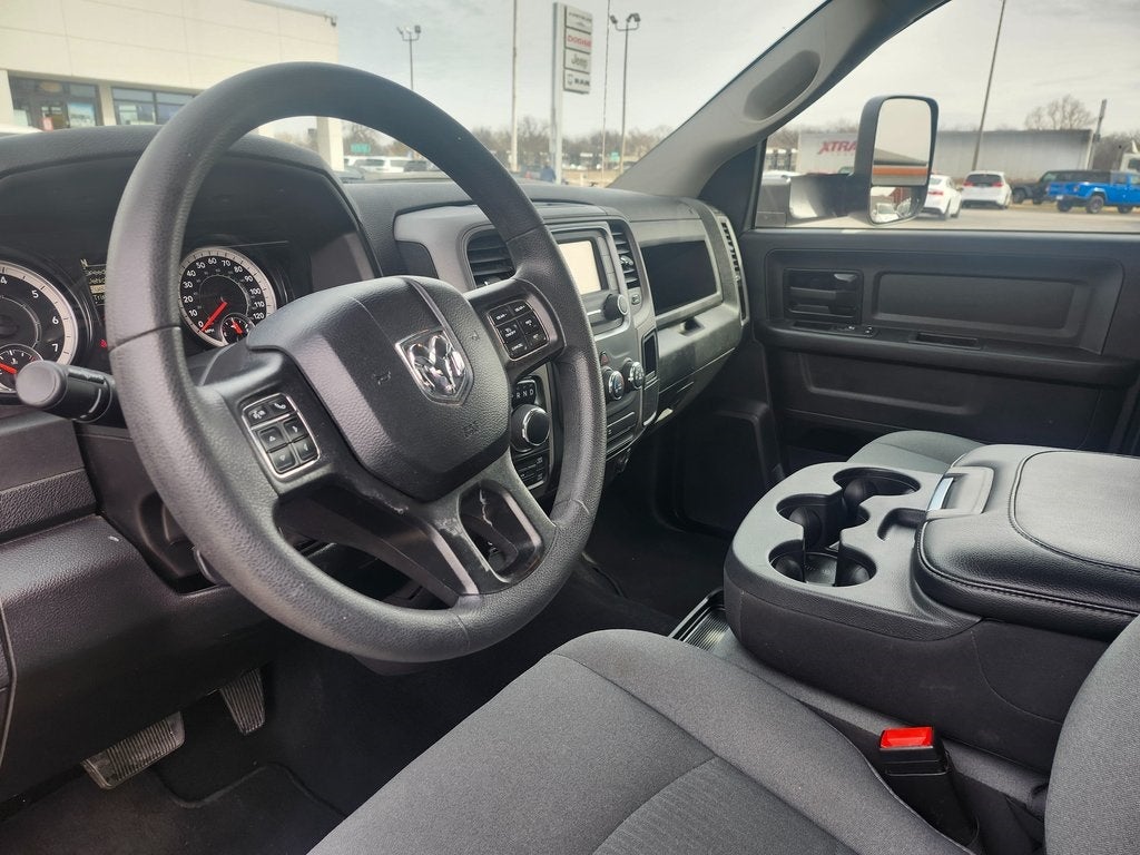 2023 RAM 1500 Classic Tradesman Crew Cab 4x4 5'7' Box