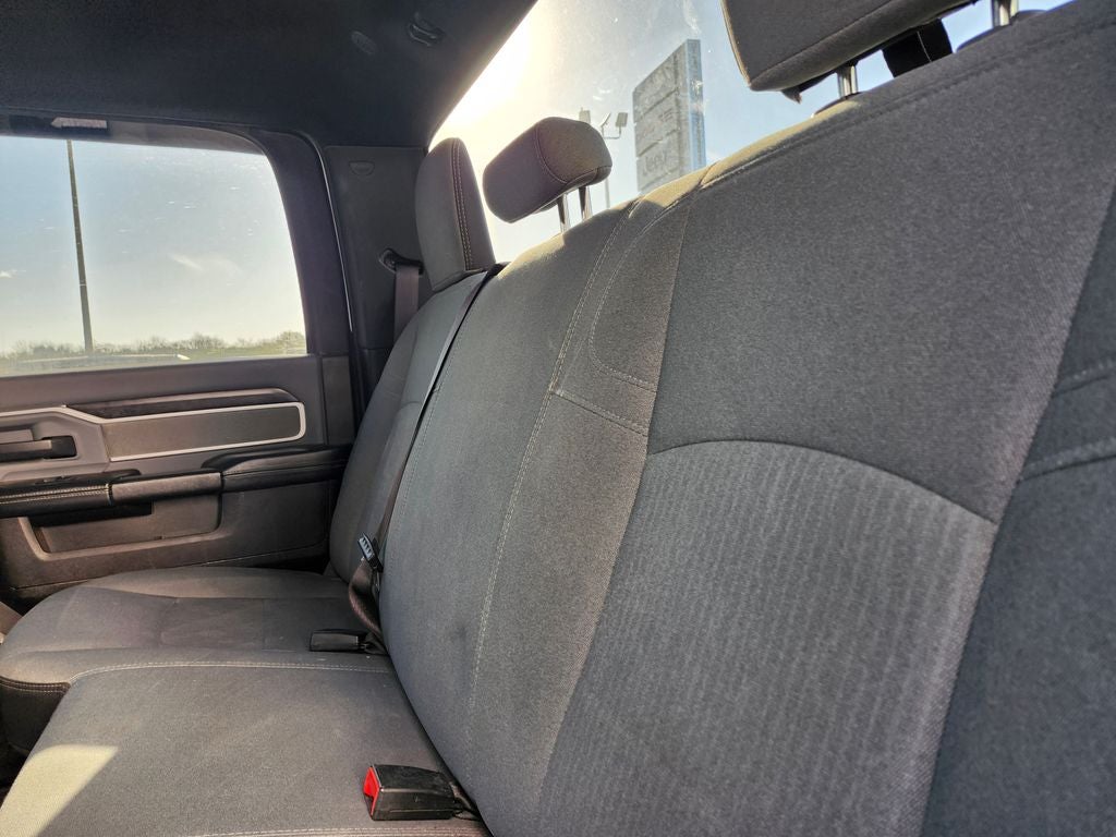 2022 RAM 2500 Big Horn Crew Cab 4x4 6'4' Box