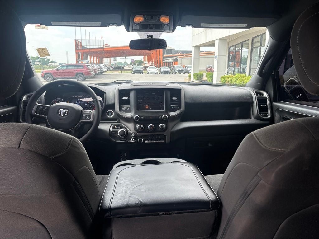 2022 RAM 2500 Tradesman Crew Cab 4x4 8' Box