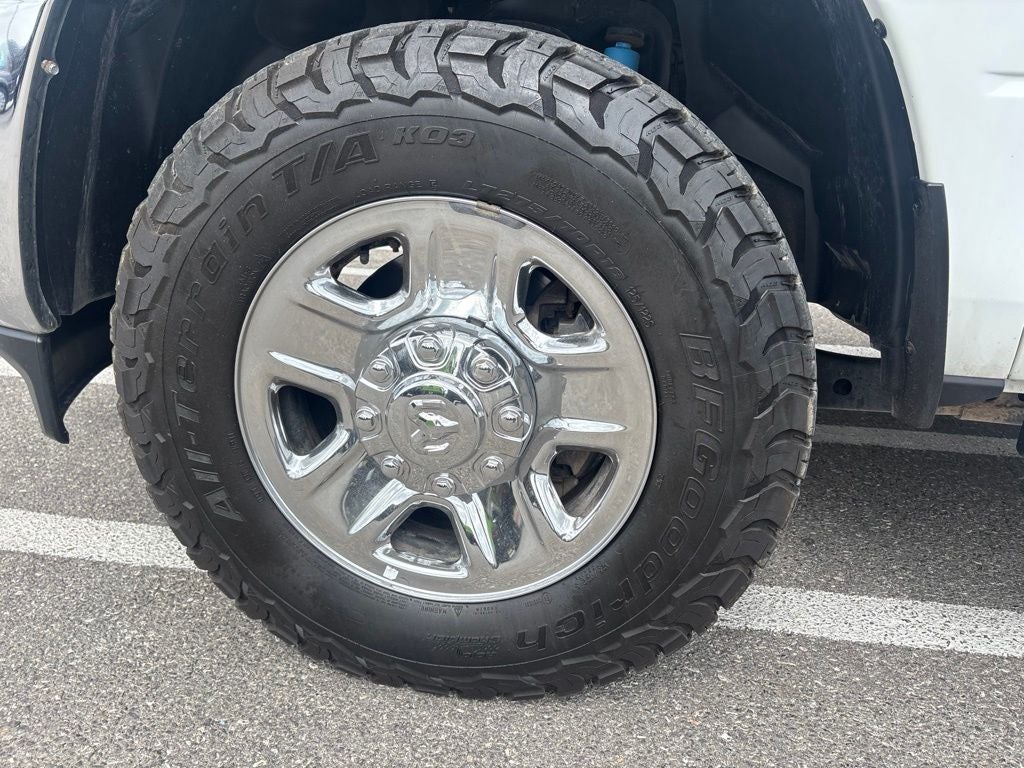 2022 RAM 2500 Tradesman Crew Cab 4x4 8' Box