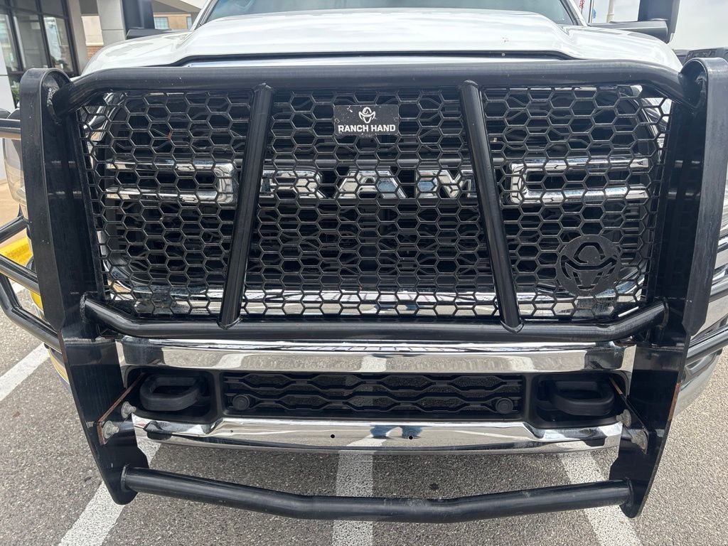2022 RAM 2500 Tradesman Crew Cab 4x4 8' Box