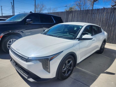 2025 Kia K4 LXS