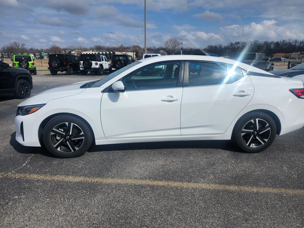 2024 Nissan Sentra SV Xtronic CVT