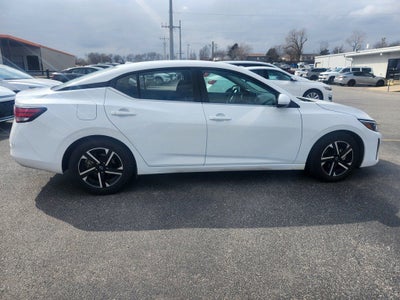 2024 Nissan Sentra SV Xtronic CVT