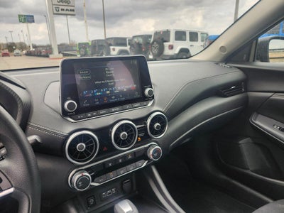 2024 Nissan Sentra SV Xtronic CVT