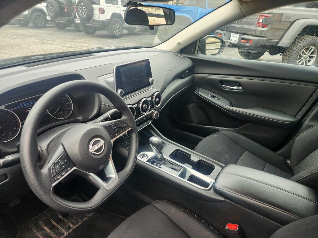 2024 Nissan Sentra SV Xtronic CVT