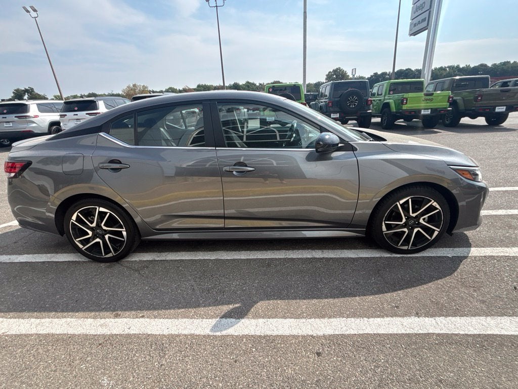 2025 Nissan Sentra SR